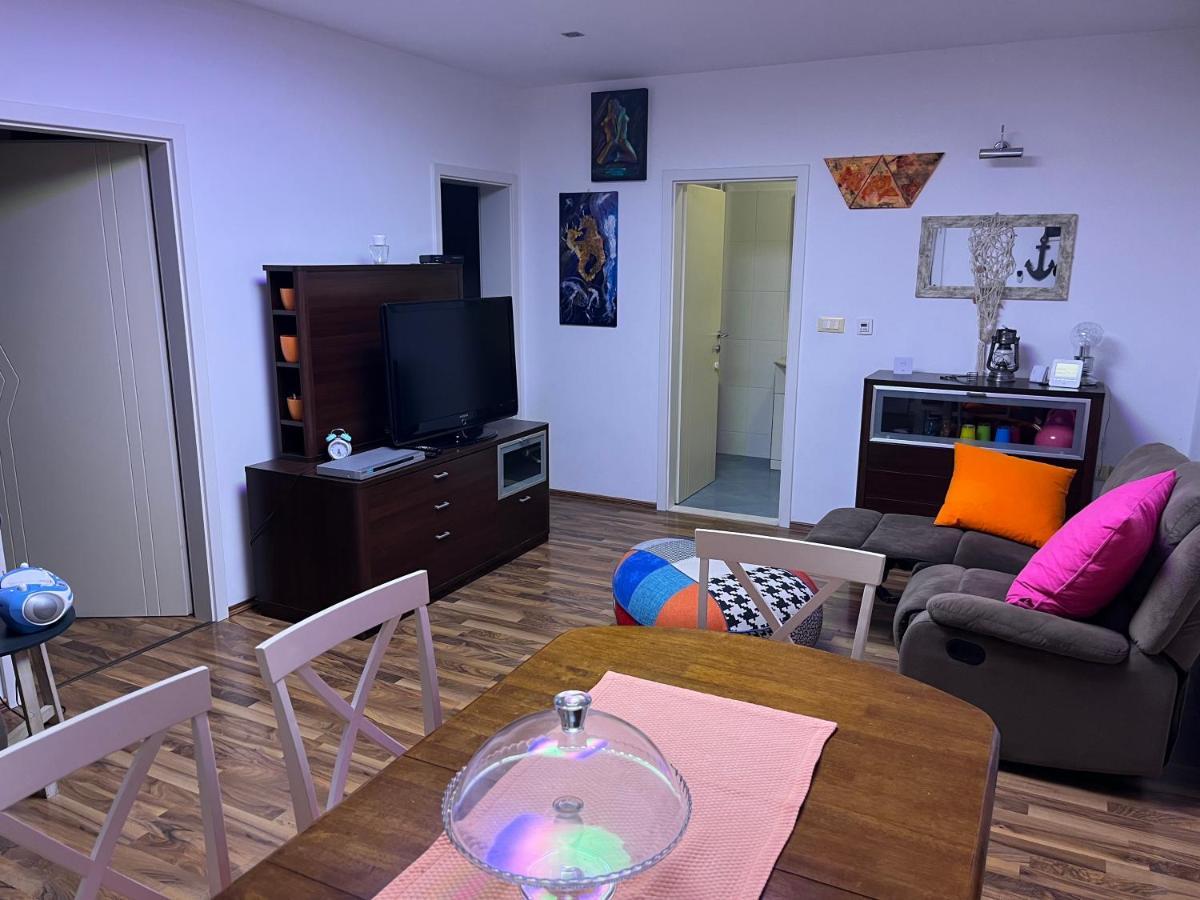 Appartment Lana Ізола Екстер'єр фото